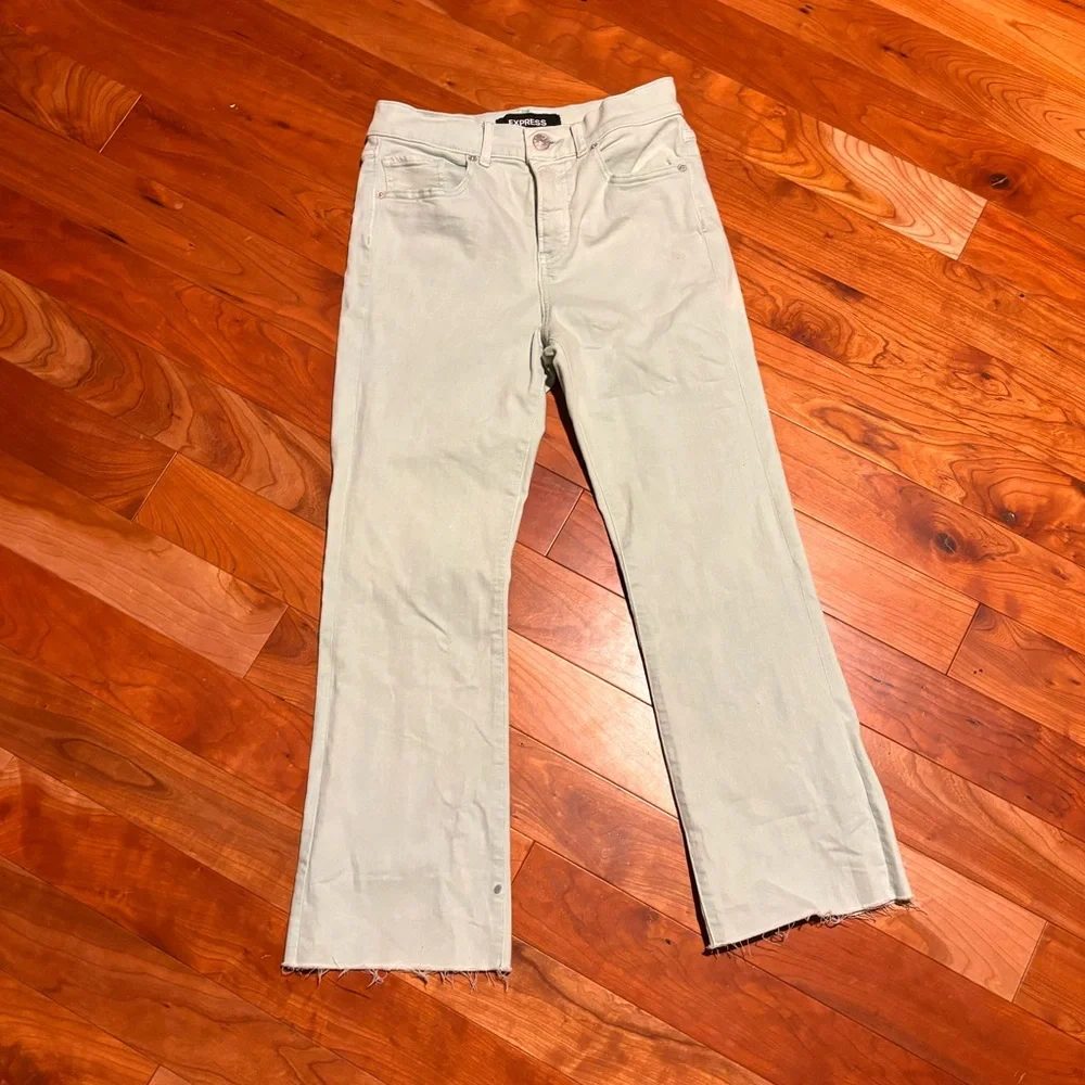 Express Women's Mint Green Denim Perfect Stretch+ Cropped Flare High Rise